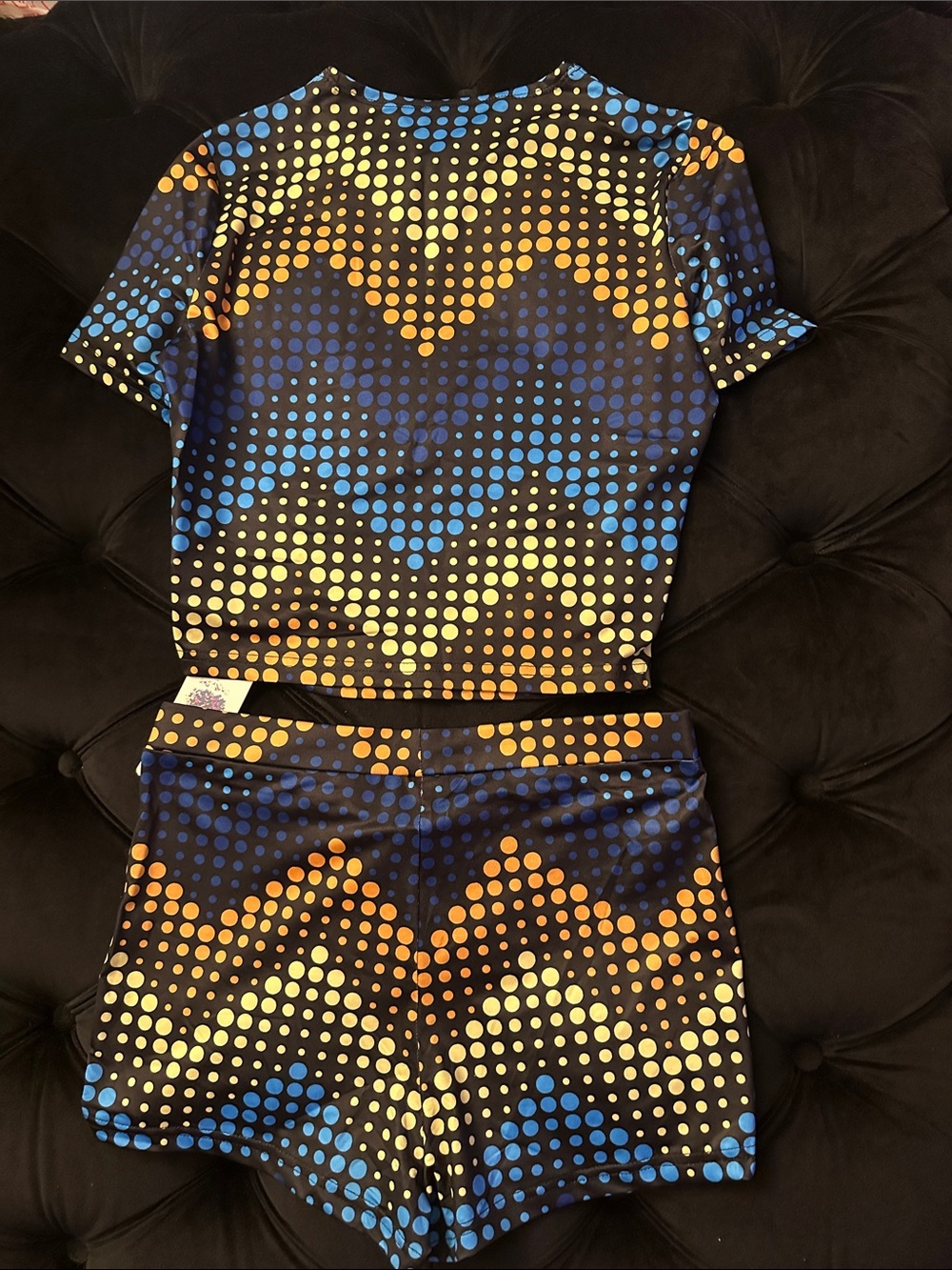 2 pc set - Picture 2 of 3